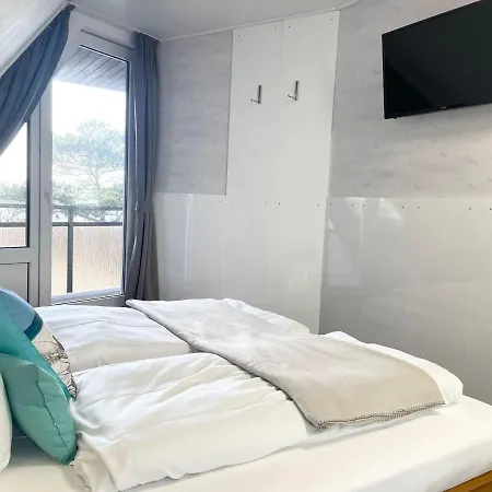 Meeresbrandung-37 * Cuxhaven